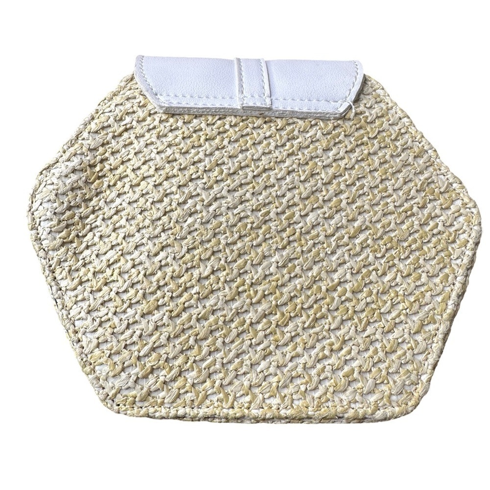 Small Purse (Used - Good Condition) - Picture 3 of 9